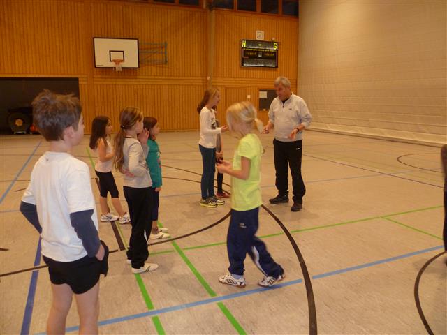 Hallentraining mit Trainer Alfred Gadinger